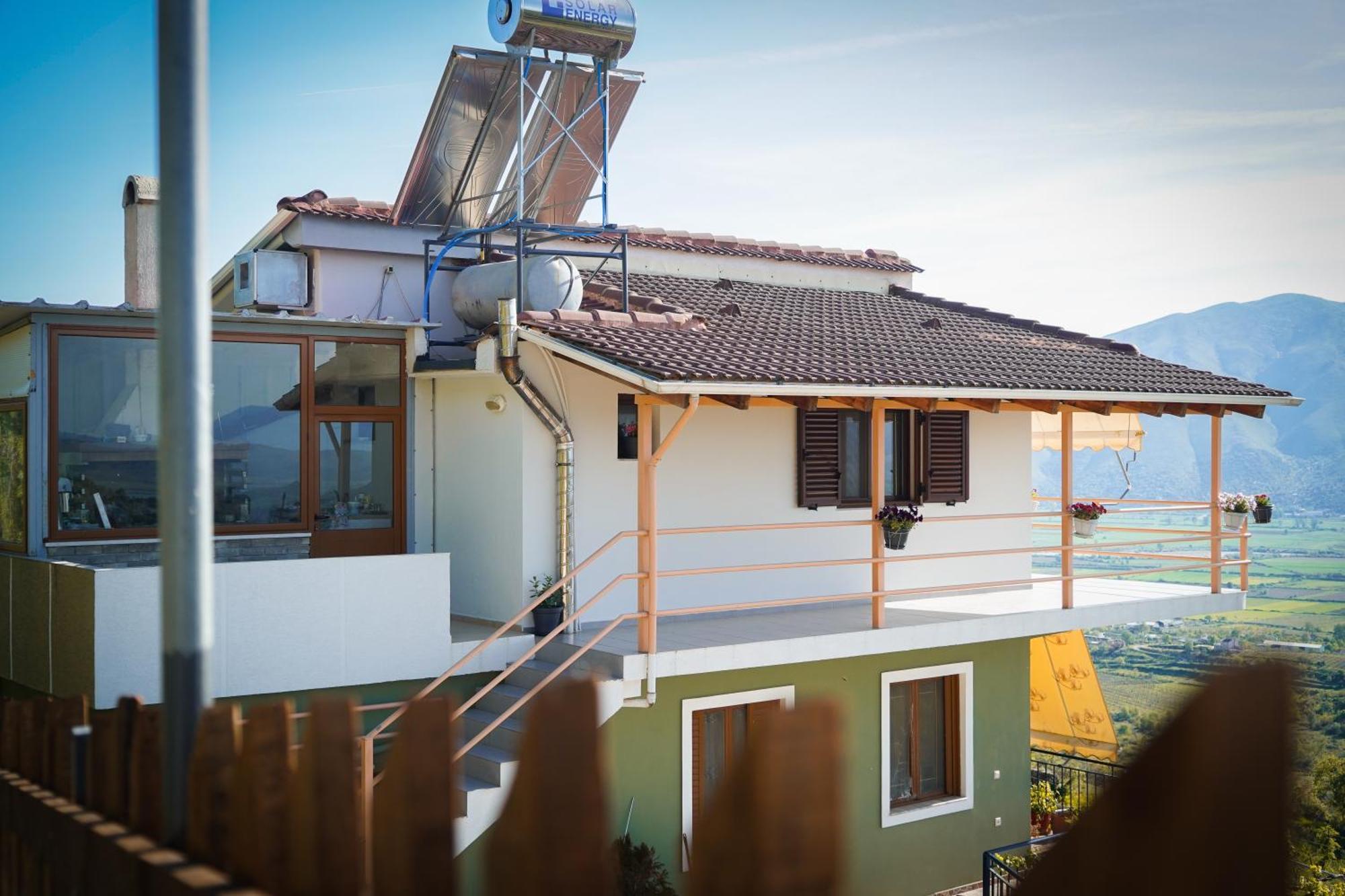 Bujtina Anlu Hotel Nepravishte ภายนอก รูปภาพ