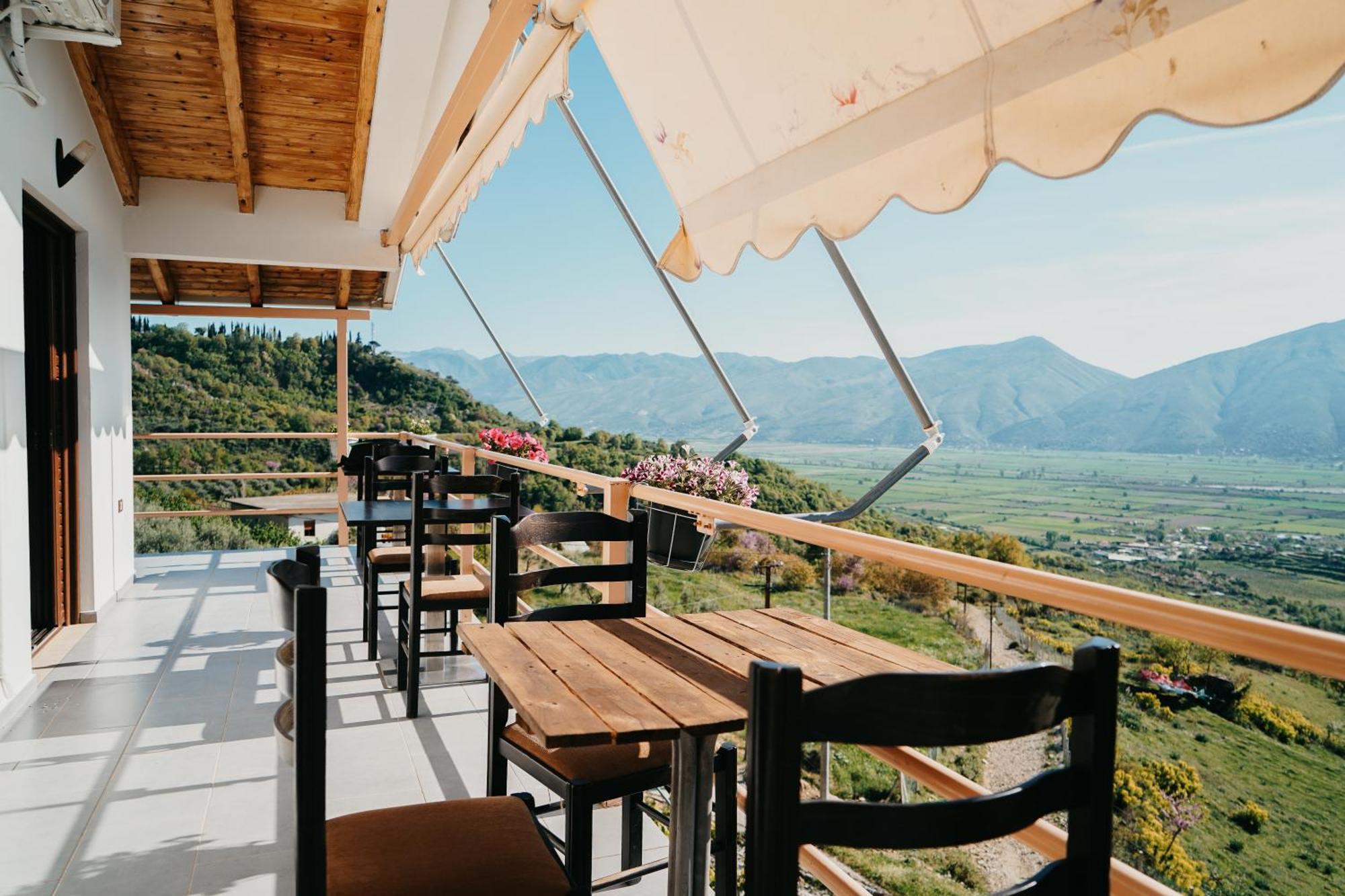 Bujtina Anlu Hotel Nepravishte ภายนอก รูปภาพ